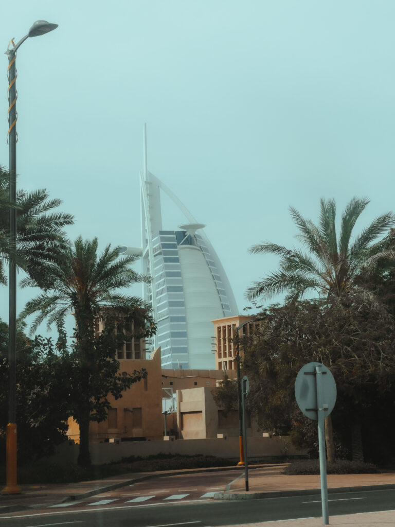 Urban Glimpses: Dubai in My Pocket