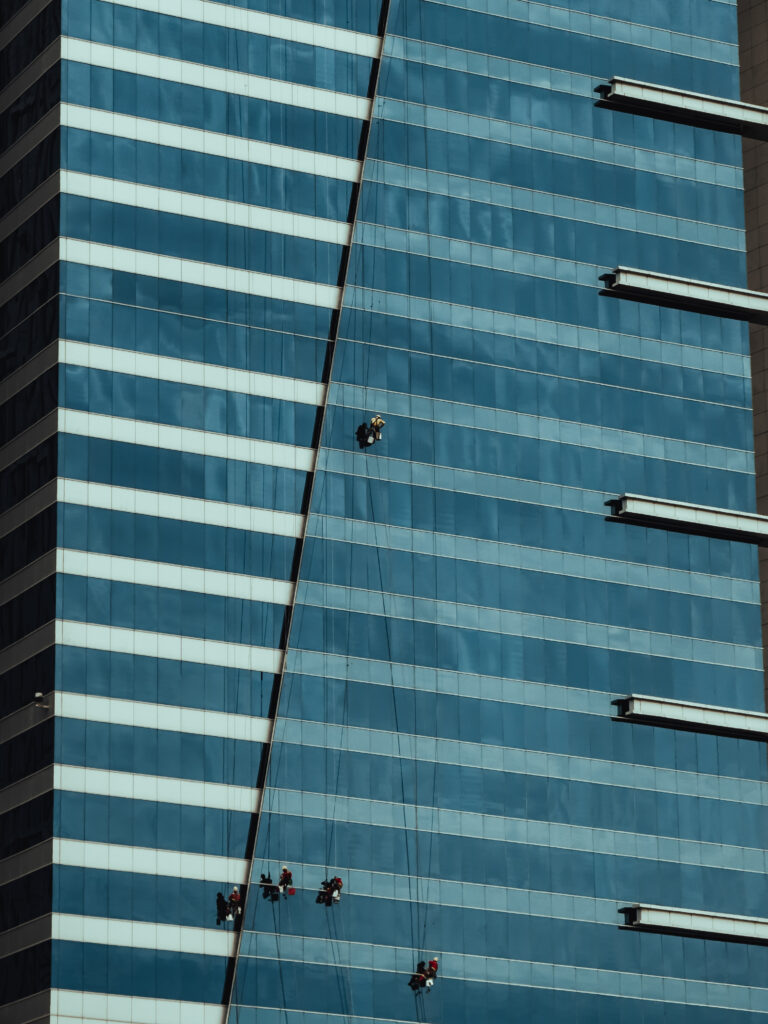 Urban Glimpses: Dubai in My Pocket