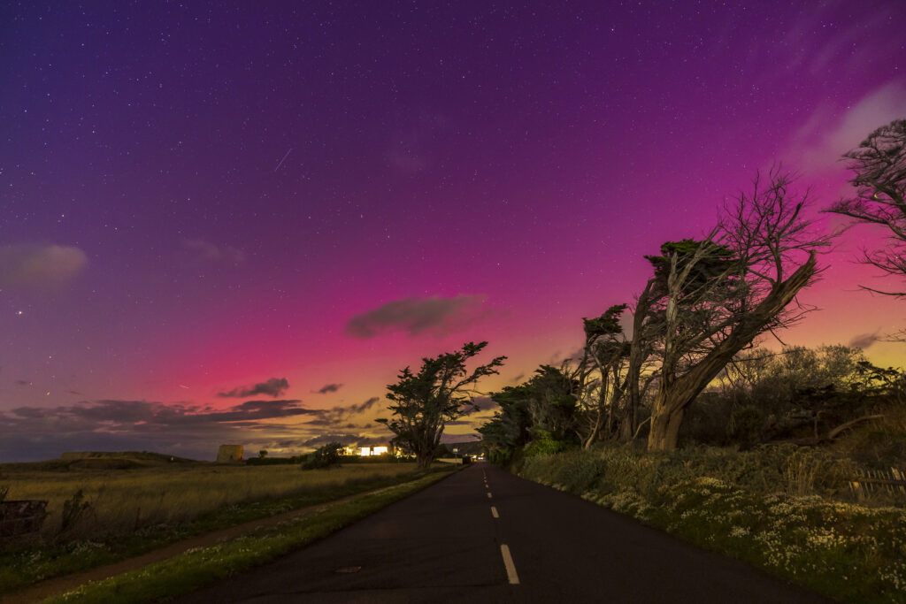 “Jersey under the Aurora’s Veil”