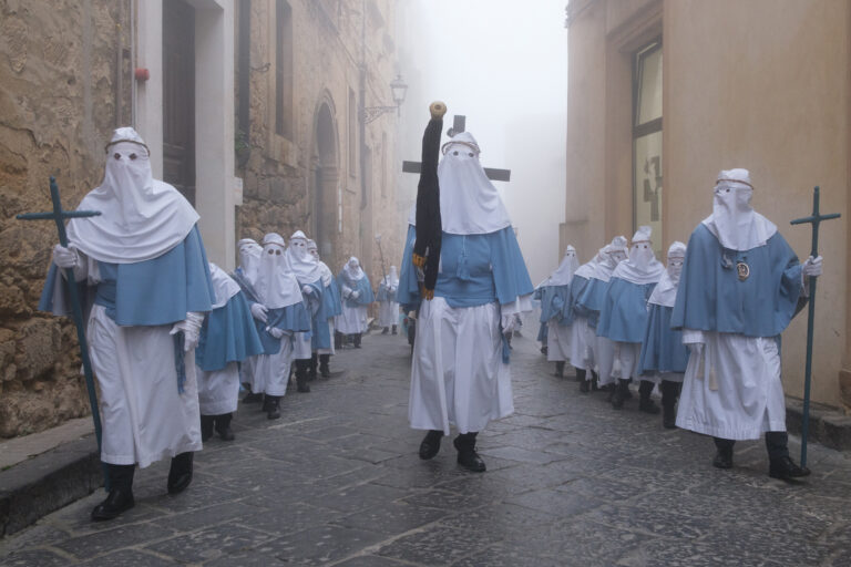 NEBBIE - La passion à Enna